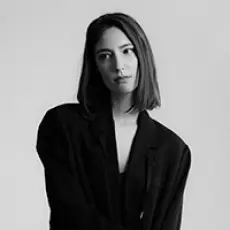 Артист Amelie Lens