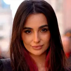 Артист Анна Тринчер