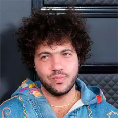 Артист Benny Blanco