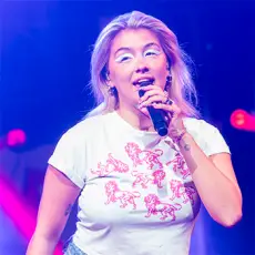 Артист Caity Baser