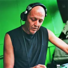 Артист DJ Alfredo