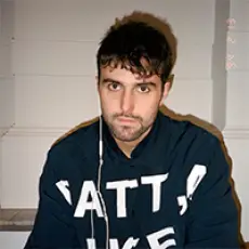 Артист Fred Again