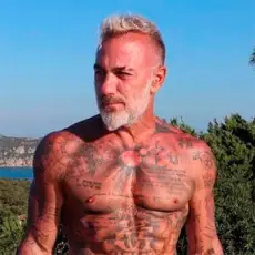 Артист Gianluca Vacchi