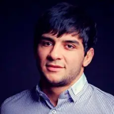 Артист Ислам Итляшев