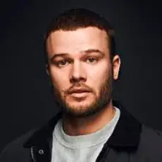 Артист Макс Корж