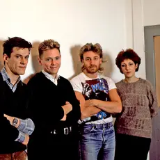 Артист New Order