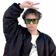 Артист Slava Marlow