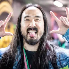 Артист Steve Aoki
