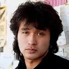 Артист Виктор Цой