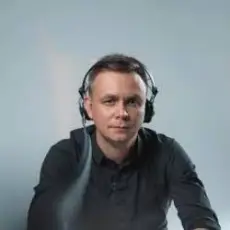 DJ Anton - December 2022 Track 04