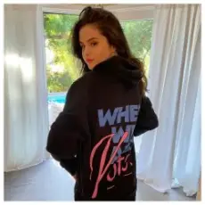 Selena Gomez - Same Old Love