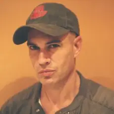 Обложка трека Escape From Lando