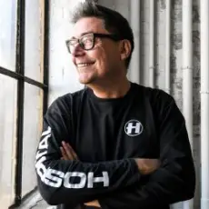 London Elektricity - Swivel