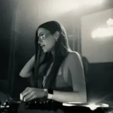 DJ RITA - Thong song x Poker Face