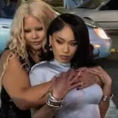 Shygirl & MUN SING feat. Saweetie - Waiting in the Car