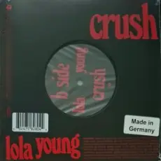 Lola Young - Crush