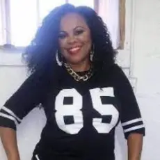 M.C. Luscious - Knock The Boots