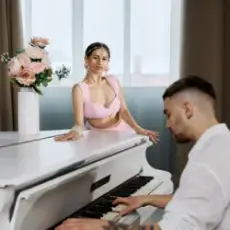 Обложка трека Твоя любов