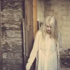 Holly Henry - More Than Nothing