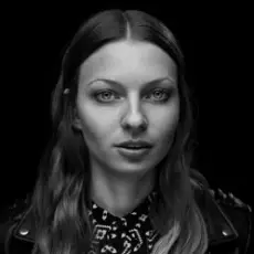 Tommy Johnson feat. Nanje Nowack - Burn The Sun