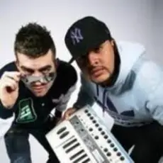 Happy Sovok feat. Клюшки жгут - Не целуйте девушки диджеев (DJ Miv Ful Remix)