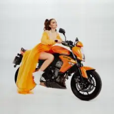 Юля Годунова feat. Reflex - Танцы