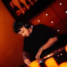 P3LA & Florian Cassiede - Chasing Dreams (Extended Mix)