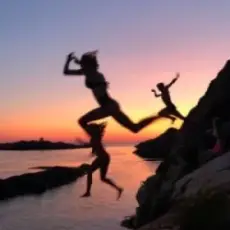 Emma Louise - Jungle (Gravagerz REMIX)