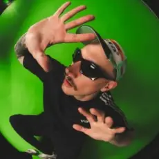 Uberjak'd - Back 2 Life